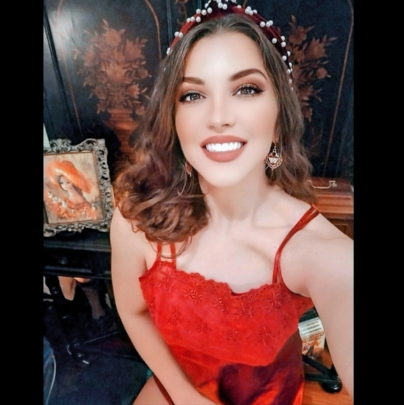 ♥️ Red Red Rose Gorgeous nightgown - Picture 5 of 6